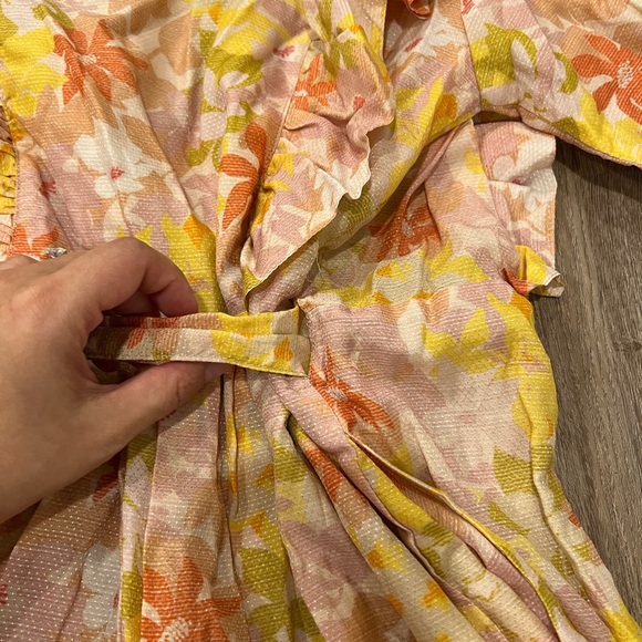 BNWT Magali Pascal Maggie Wrap Dress in Vintage Bloom Light - Picture 11 of 13